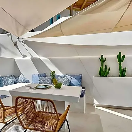In Mykonos For 2 People 2* Mykonos Town