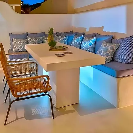 In Mykonos For 2 People